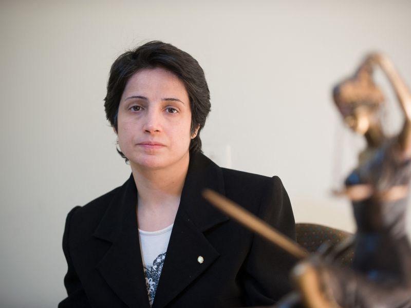 






  

AVOCATS.BE condamne la nouvelle arrestation de Me Nasrin Sotoudeh et demande sa libération immédiate
  


