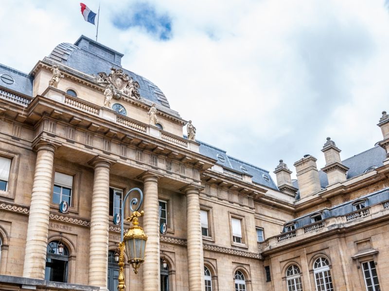 






  

Raphaël Chiche et Amar Bouaou, avocats menacés de mort en France
  


